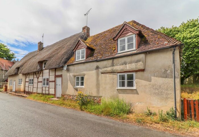 2 Bedroom Semi-Detached House For Sale In Longstock, Stockbridge, Hampshire, SO20