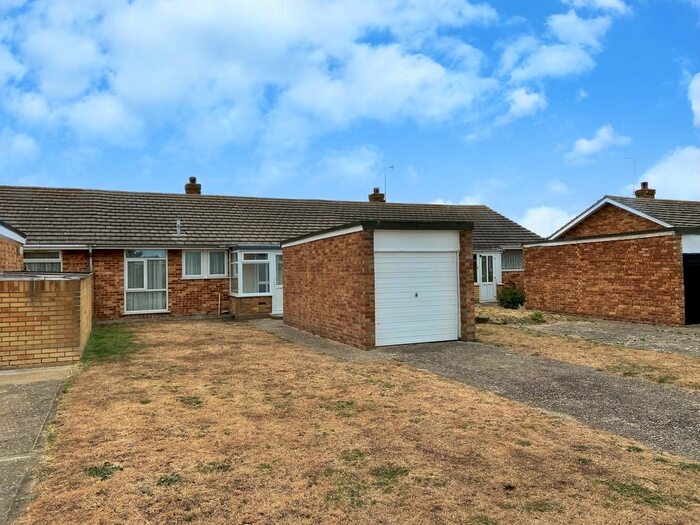 2 Bedroom Bungalow To Rent In Eastchurch Road, Cliftonville, Margate, CT9
