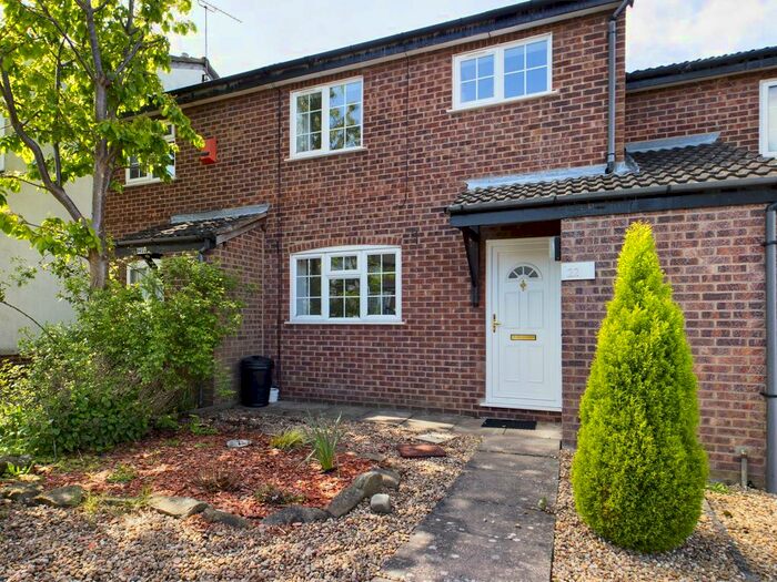 3 Bedroom Terraced House To Rent In Burton Close, Oadby, Leicester, LE2