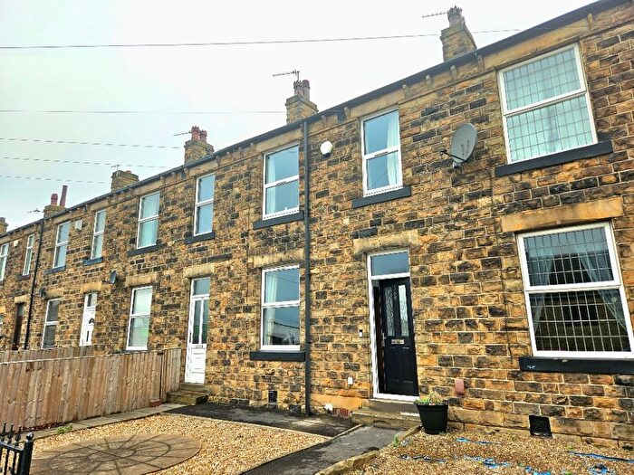 3 Bedroom Terraced House For Sale In Leeds Road, Dewsbury, WF12