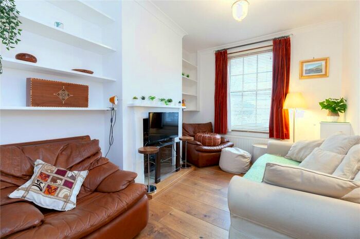 3 Bedroom Terraced House To Rent In Princes Street, Oxford, OX4