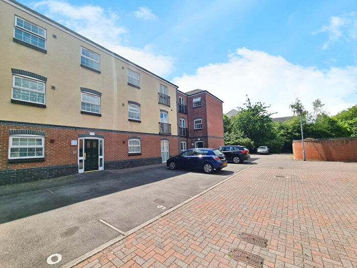 2 Bedroom Apartment To Rent In St. Austell Way, Swindon, SN2