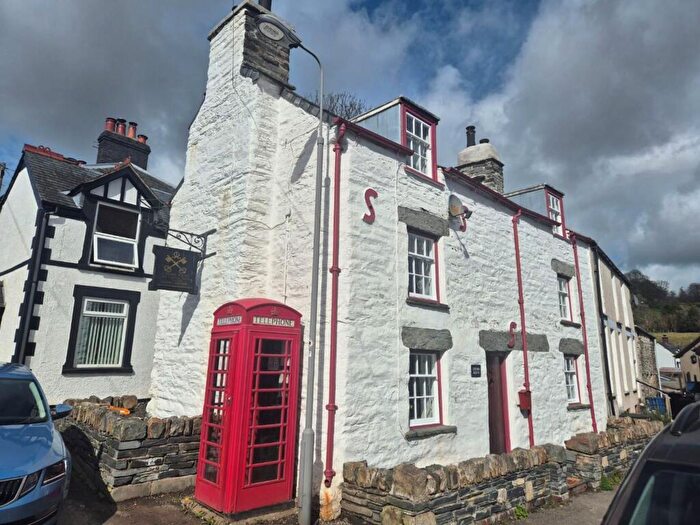 4 Bedroom House For Sale In Llandderfel, Bala, LL23