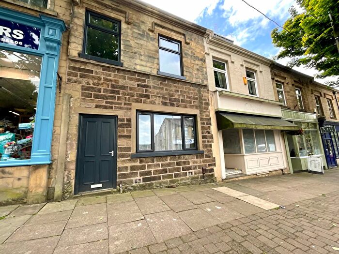 4 Bedroom Terraced House To Rent In Albert Road, Colne, BB8