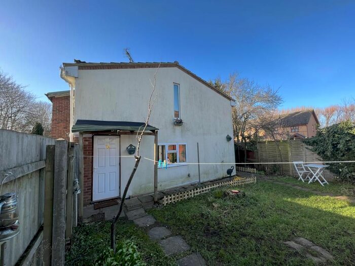 1 Bedroom Maisonette To Rent In Wagstaff Close, Cambridge, CB4