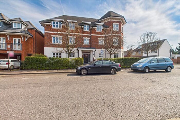 2 Bedroom Apartment To Rent In Bridge Avenue, Maidenhead, Berkshire, SL6