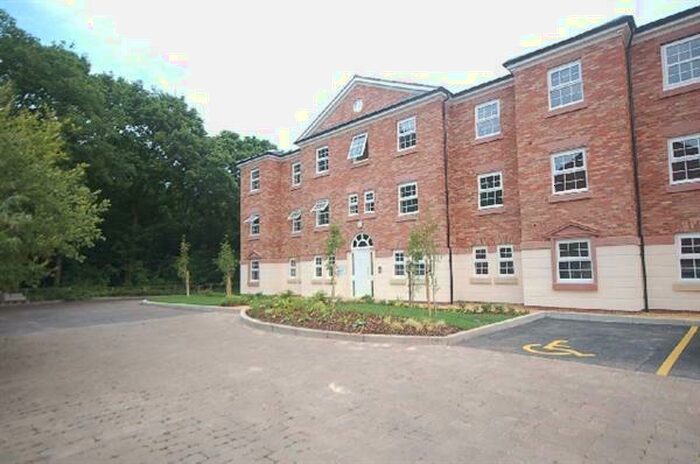 2 Bedroom Apartment To Rent In Manthorpe Avenue, Roe Green, M28