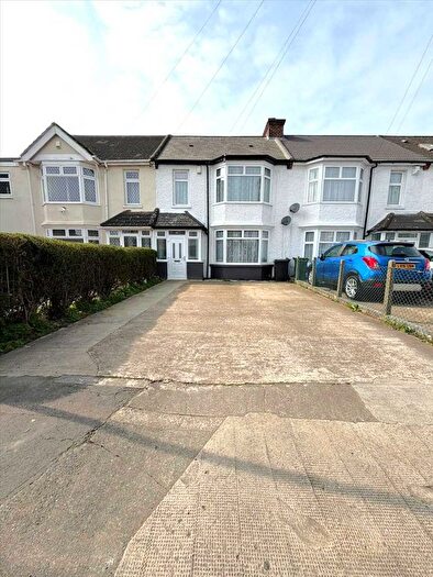 3 Bedroom Terraced House To Rent In Lennox Road, Gravesend, DA11