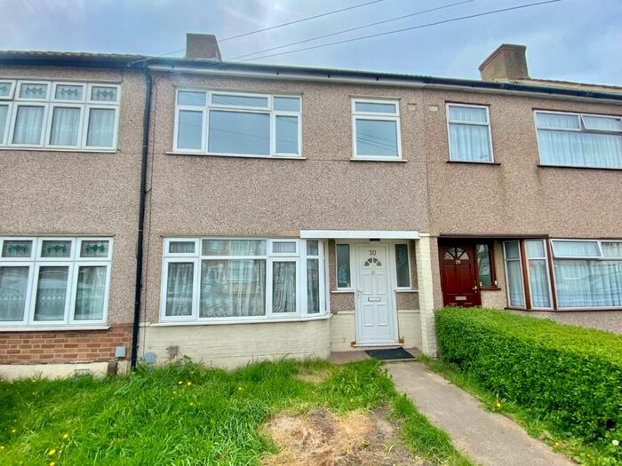 3 Bedroom Terraced House To Rent In Stanley Avenue, Dagenham, Greater London, RM8