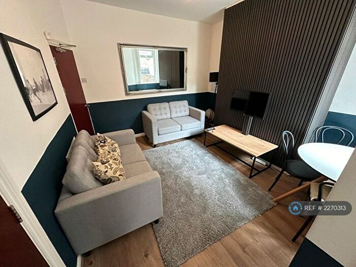 4 Bedroom Terraced House To Rent In Moseley Road, Fallowfield, Manchester, M14