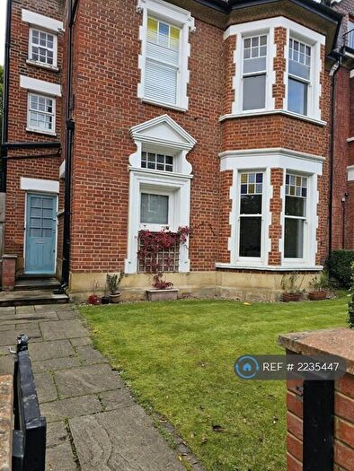 2 Bedroom Flat To Rent In Coleridge Road, London, N8
