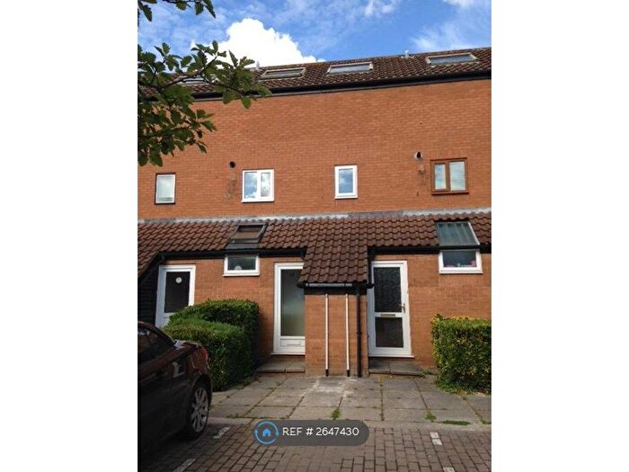 1 Bedroom Maisonette To Rent In North Twelfth Street, Milton Keynes, MK9