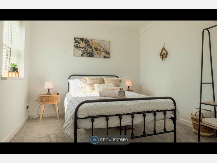 2 Bedroom Flat To Rent In Arnside Road, Bristol, BS10