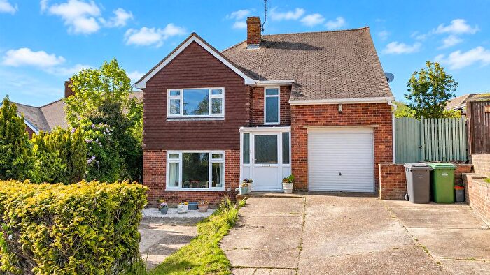 3 Bedroom Detached House For Sale In Ledsham Avenue, St Leonards-On-Sea, TN37
