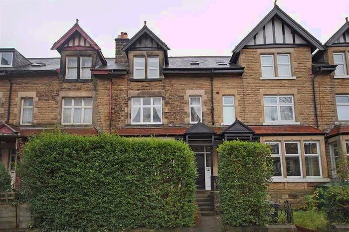 2 Bedroom Apartment To Rent In Dragon Parade, Harrogate, North Yorkshire, HG1