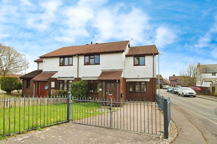 3 Bedroom Semi Detached House For Sale In Vaindre Drive, St. Mellons, Cardiff, CF3