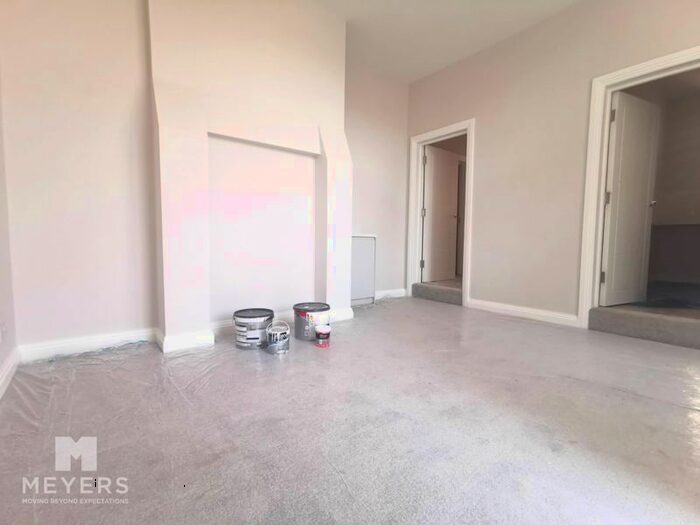 1 Bedroom Flat To Rent In Southbourne Road, Southbourne, BH6