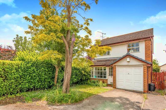 3 Bedroom Detached House To Rent In Rose Close, Woodley, RG5