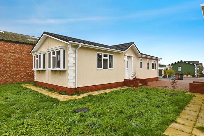 2 Bedroom Property For Sale In Hawk Hill, Battlesbridge, Wickford, Essex, SS11