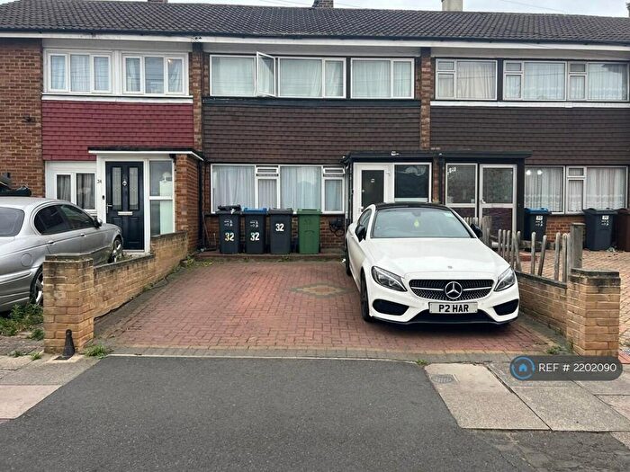 3 Bedroom Terraced House To Rent In Sandy Lane, Mitcham, CR4
