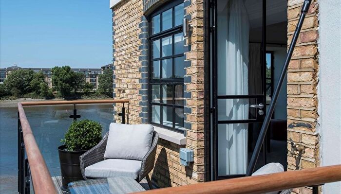 3 Bedroom Flat To Rent In Starboard Penthouse, Palace Wharf, W6