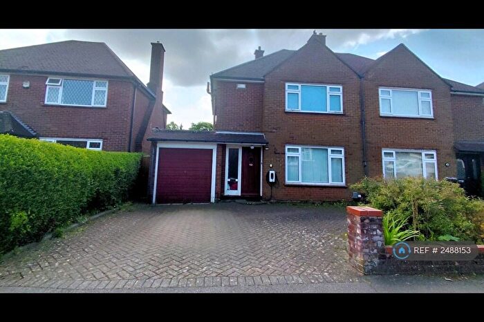 3 Bedroom Semi-Detached House To Rent In Egdon Drive, Luton, LU2