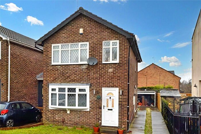3 Bedroom Detached House For Sale In Upper Carr Lane, Calverley, Pudsey, LS28