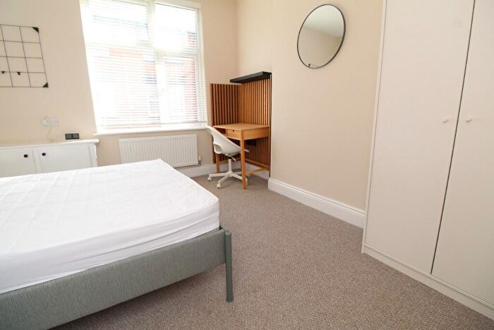 2 Bedroom Flat To Rent In Denman Street, Radford, Nottingham, NG7