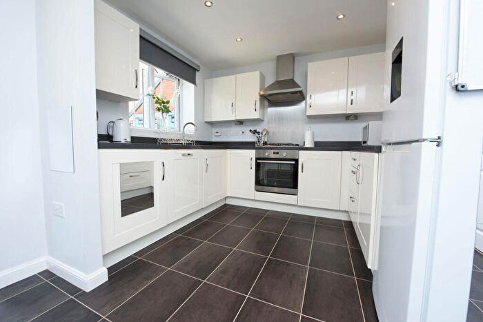 5 Bedroom Detached House For Sale In Yarnfield Parkway, Yarnfield, Stone, ST15 - Photo 6