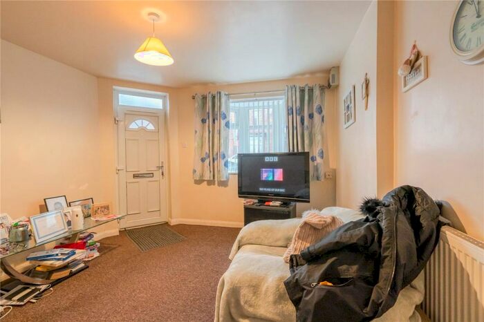 1 Bedroom Block Of Apartments For Sale In Oxford Street, Cleethorpes, Lincolnshire, DN35