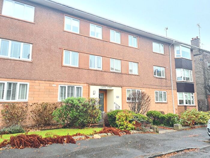 3 Bedroom Flat To Rent In Broomburn Drive, Newton Mearns, Glasgow, G77