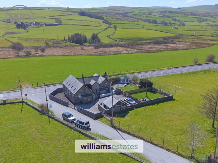 6 Bedroom Detached House For Sale In Glasfryn, Corwen, LL21