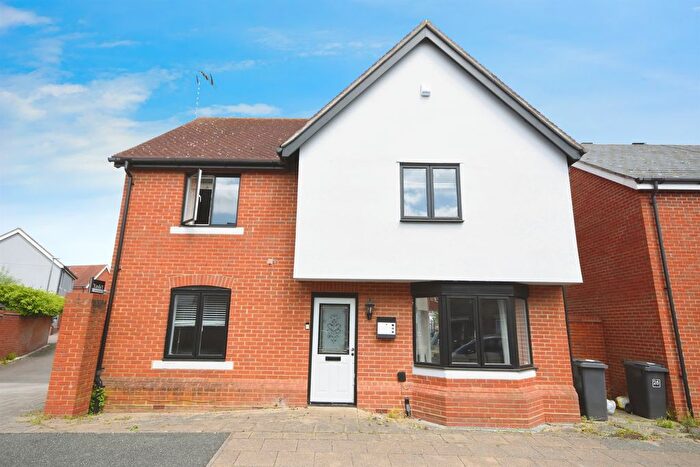 4 Bedroom Detached House For Sale In Holst Avenue, Witham, CM8