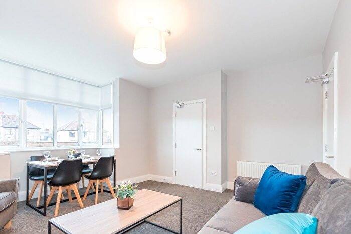 4 Bedroom Semi-Detached House To Rent In Station Road, Bristol, BS34