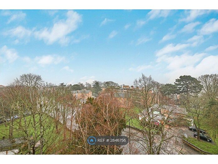 4 Bedroom Flat To Rent In Countisbury House, London, SE26