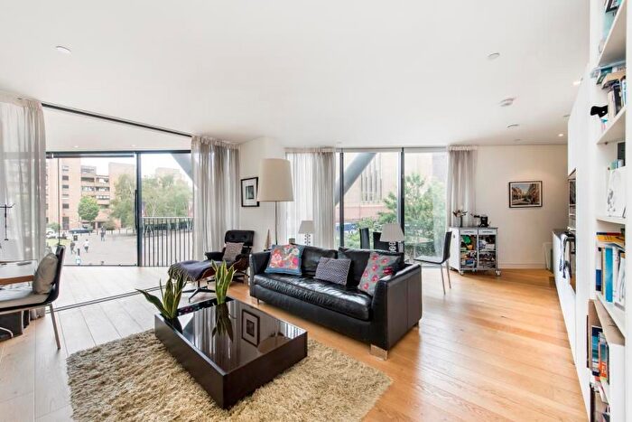 2 Bedroom Flat To Rent In Neo Bankside, Holland Street, SE1