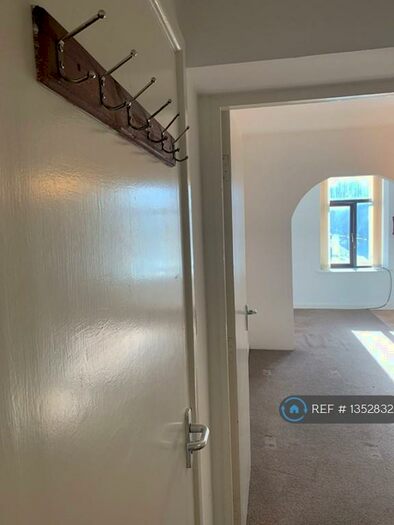 2 Bedroom Flat To Rent In Cowpe View Apartments, Rossendale, BB4