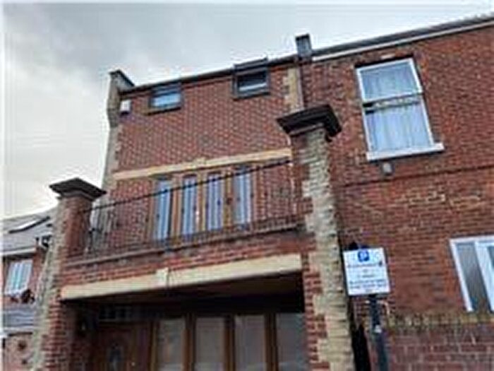 3 Bedroom House To Rent In Spear Road, SO14