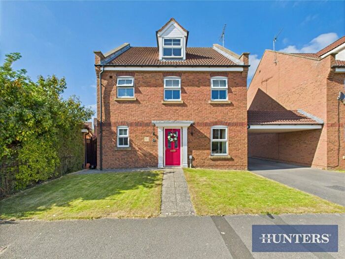 5 Bedroom Detached House For Sale In The Crayke, Bridlington, YO16