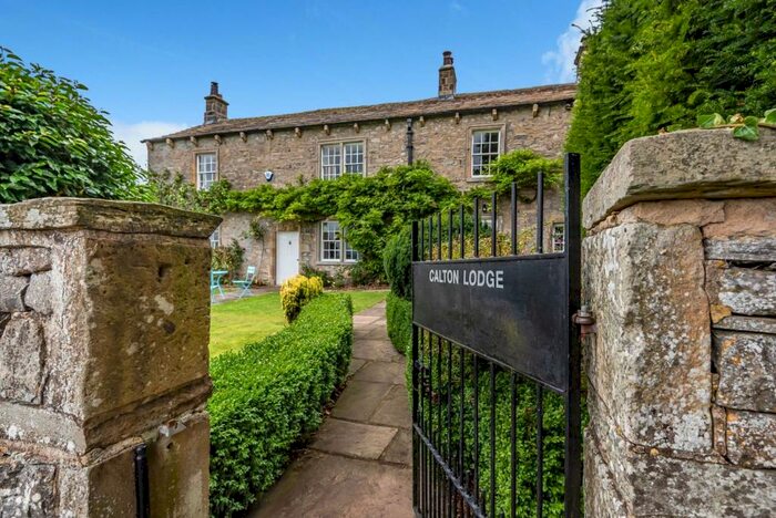 3 Bedroom Detached House For Sale In Calton Lodge, Calton. Skipton, BD23