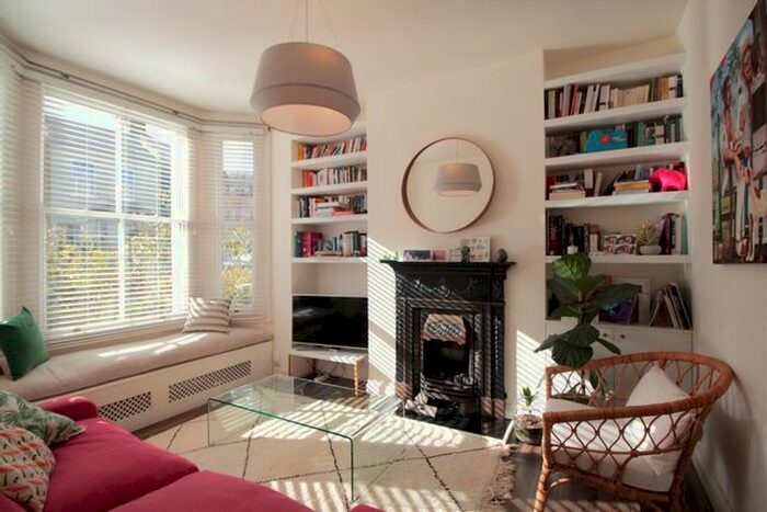 2 Bedroom Property To Rent In Merredene Street, Brixton Hill, SW2