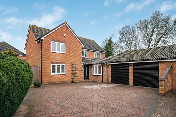 4 Bedroom Detached House For Sale In The Copse, Hemel Hempstead, HP1