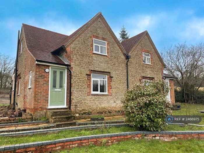 2 Bedroom Semi Detached House To Rent In Artington Cottages, Guildford, GU3