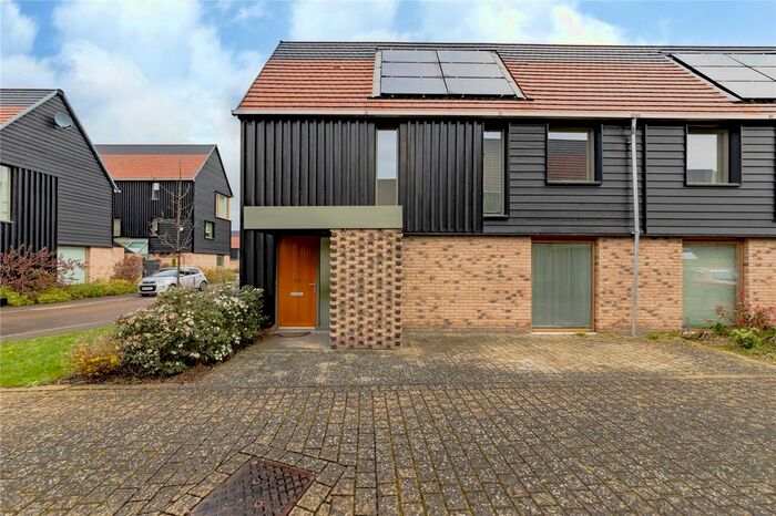 2 Bedroom Semi-Detached House To Rent In Royal Way, Trumpington, Cambridge, Cambridgeshire, CB2