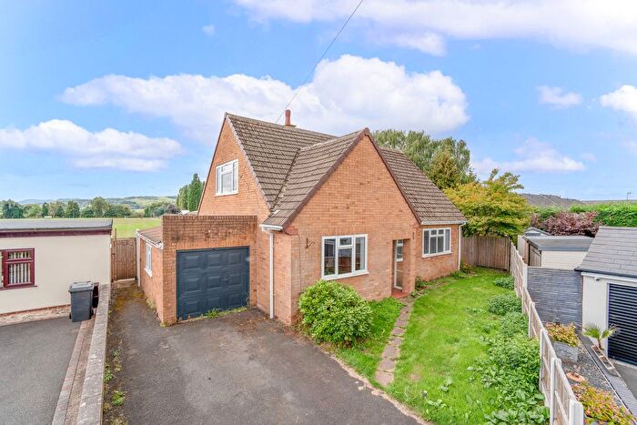 4 Bedroom Detached Bungalow For Sale In Woodbury Road North, Stourport-On-Severn, DY13