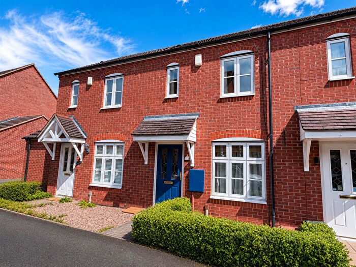 2 Bedroom Terraced House For Sale In Lee Meadowe, Chase Meadow, Warwick, CV34