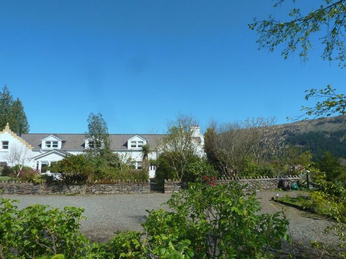 4 Bedroom Farmhouse For Sale In Tom Nan Ragh Dalinlongart, Sandbank, PA23