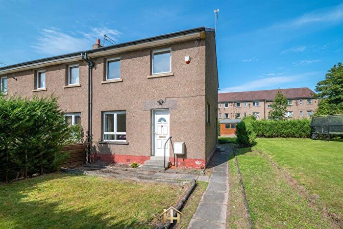 2 Bedroom End Of Terrace House For Sale In Lansdowne Square, Dundee, DD2