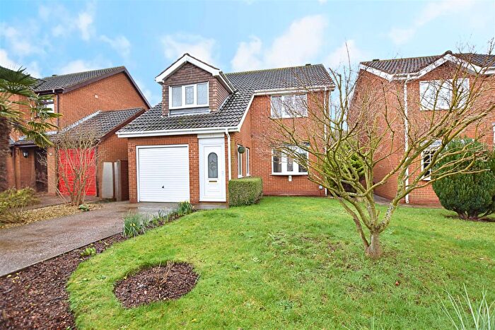 3 Bedroom Detached House For Sale In Cyrano Way, Grimsby, DN37