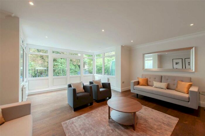 4 Bedroom House To Rent In Harley Road, Primrose Hill, London, NW3